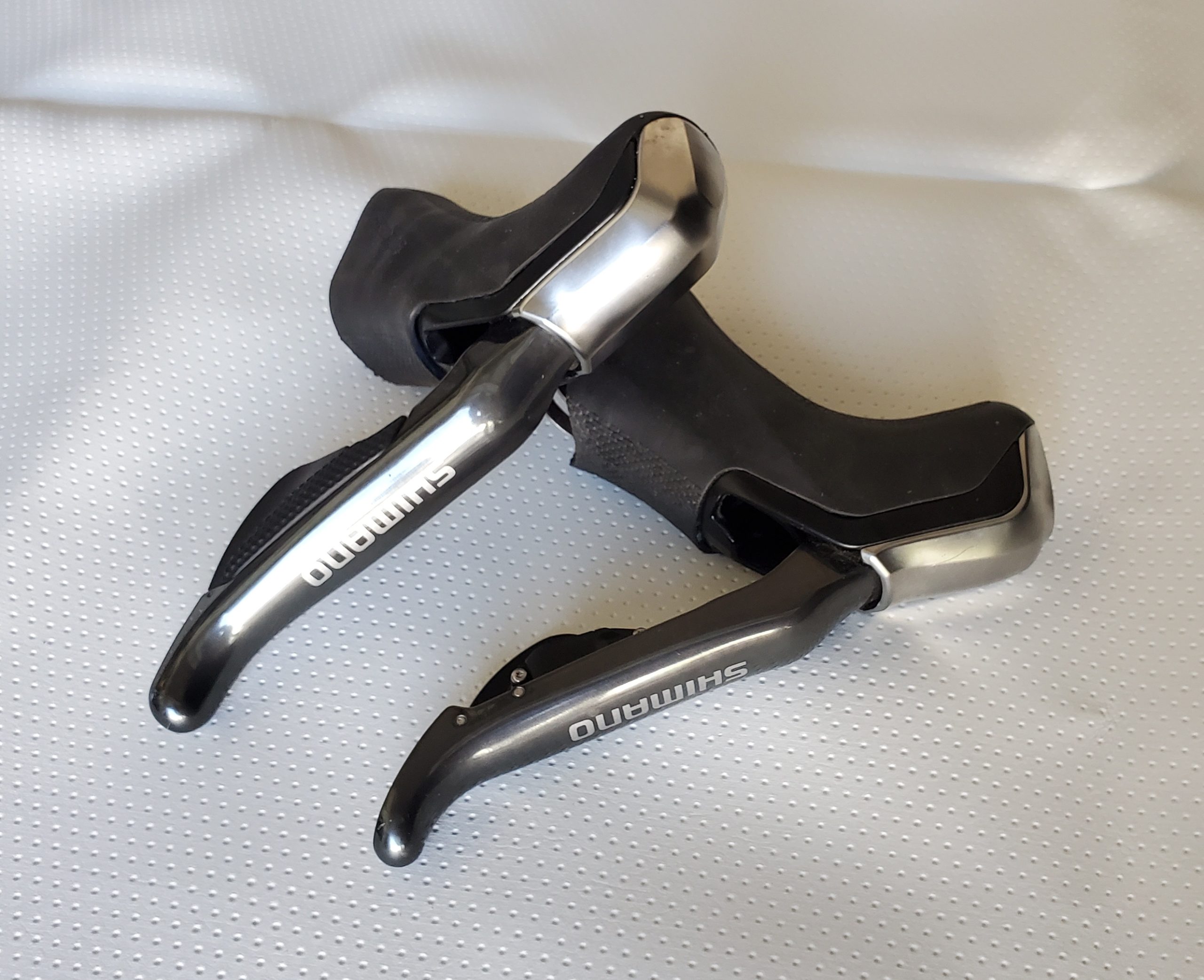 Shimano ST-R785 lever set (hydraulic, wired Di2)