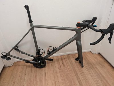 OPEN UP Gravel bike (L), frame and parts