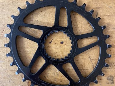 Wolftooth 32t Oval Chainring for Shimano FC-M8100