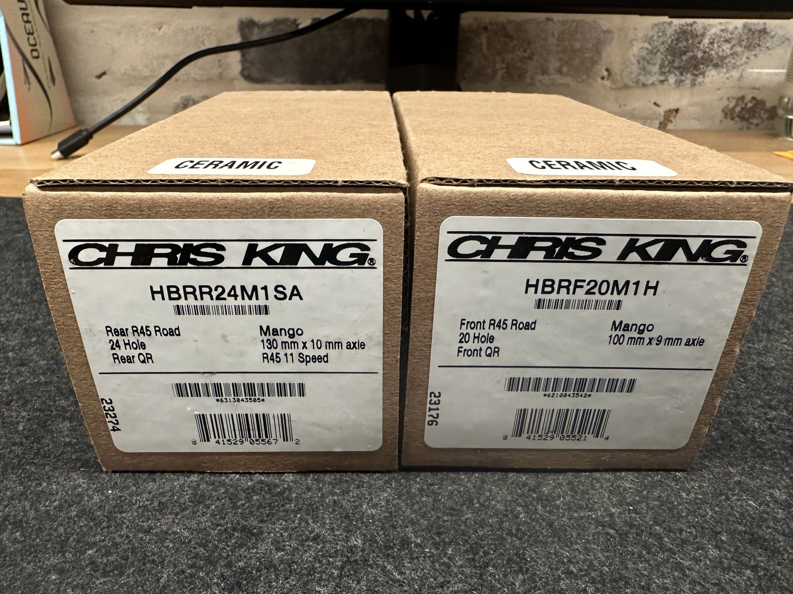 Chris King R45 hubs - Ceramic - Mango - Brand new