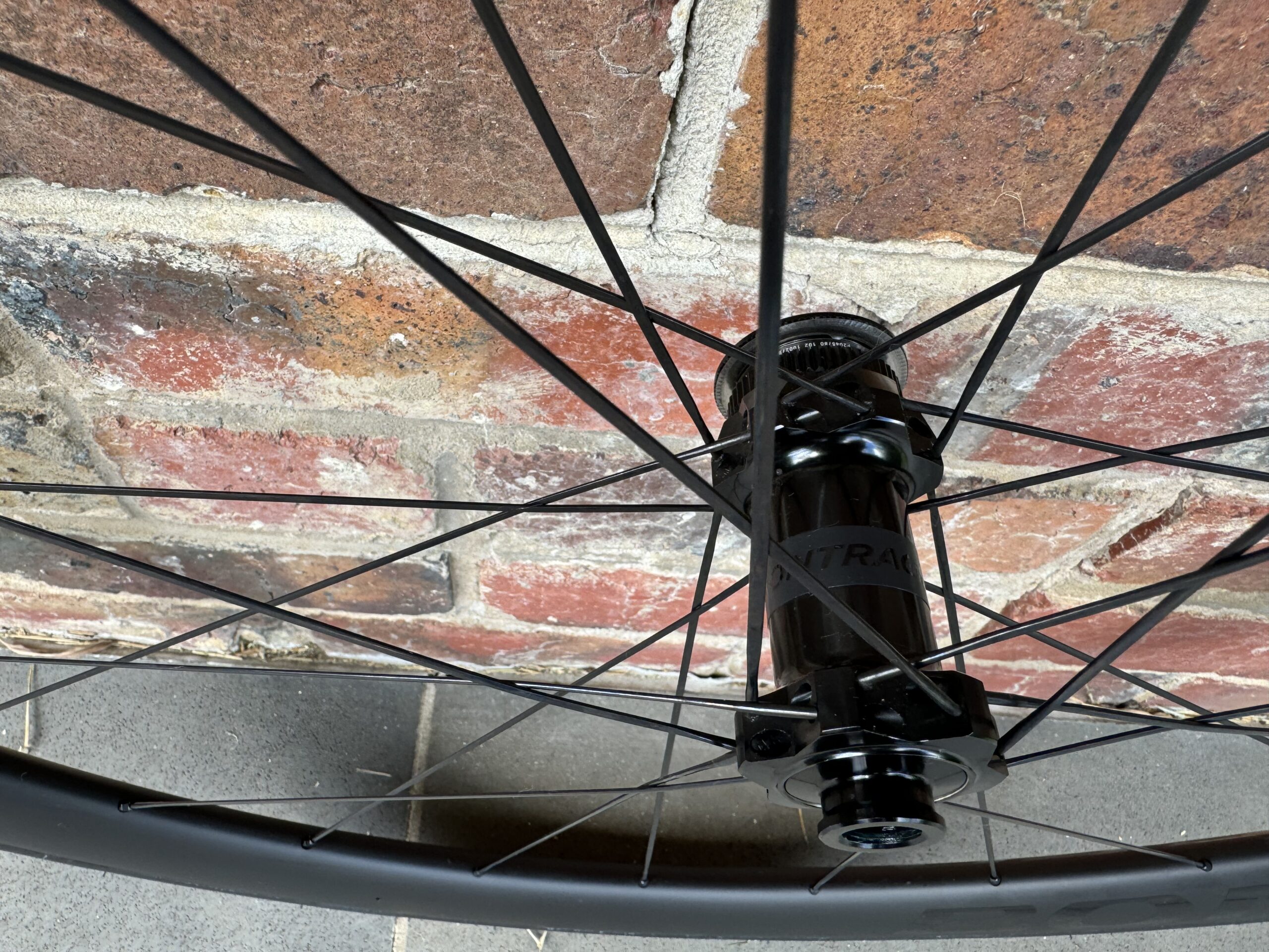 Bontrager Aeolus Pro 37 TLR Disc Wheelset