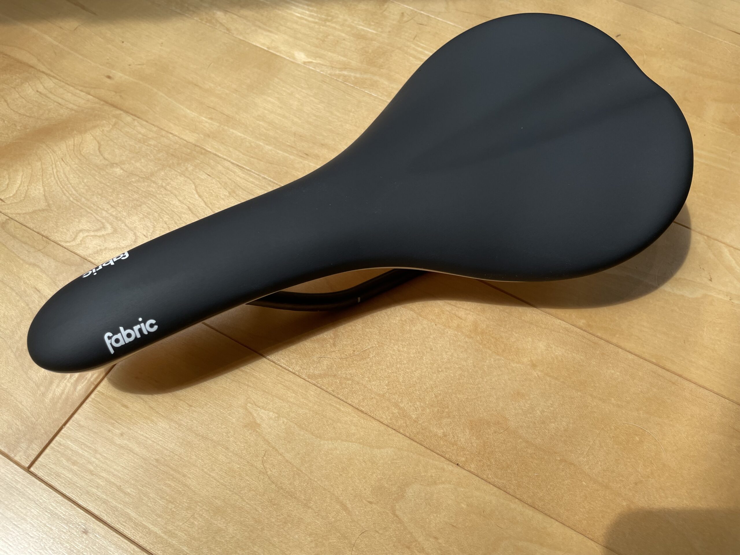 Fabric Scoop Pro Flat Saddle