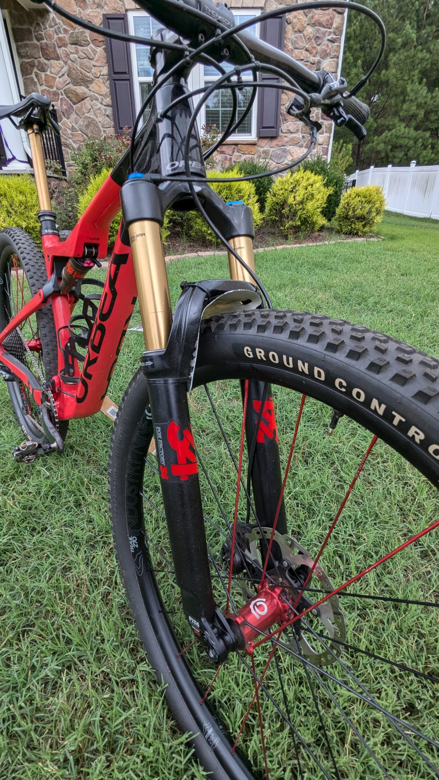 2022 Orbea Oiz M10 TR w/ I9 Hydras, GX/X01, Fox Factory Suspension