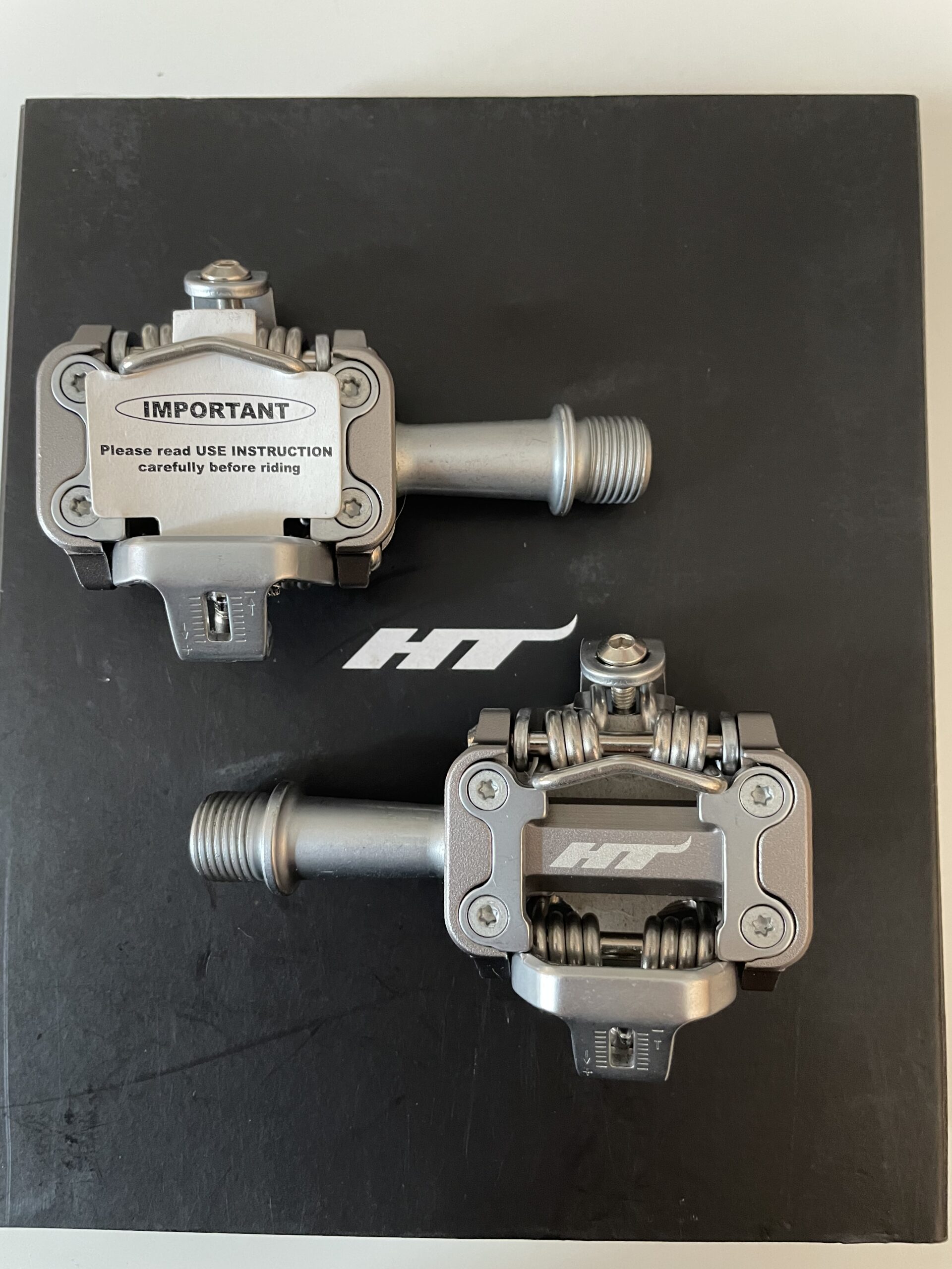 HT Components Leopard M1 CrMo spindle clipless pedals, new in box