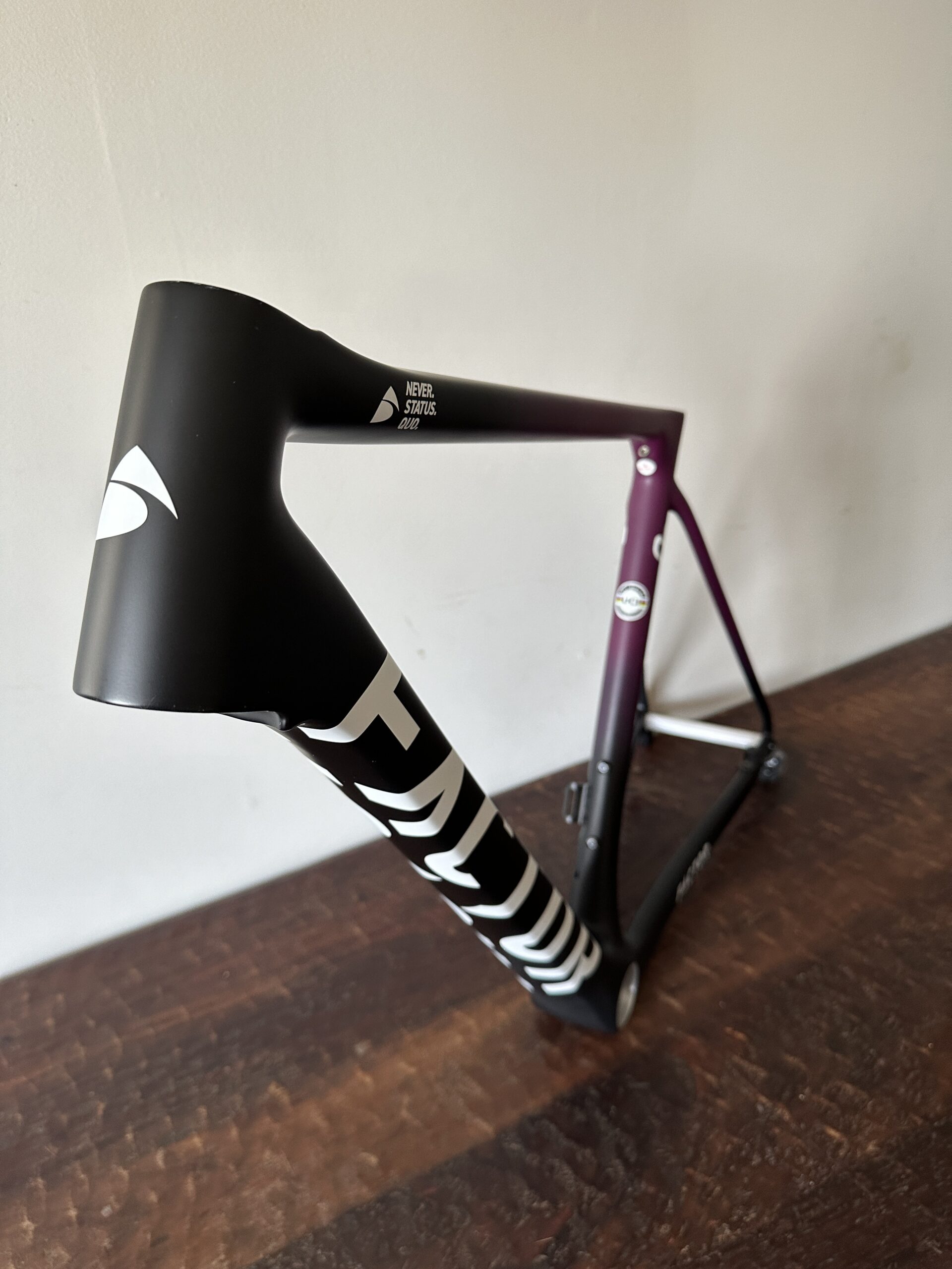 2024 Factor O2 Frameset