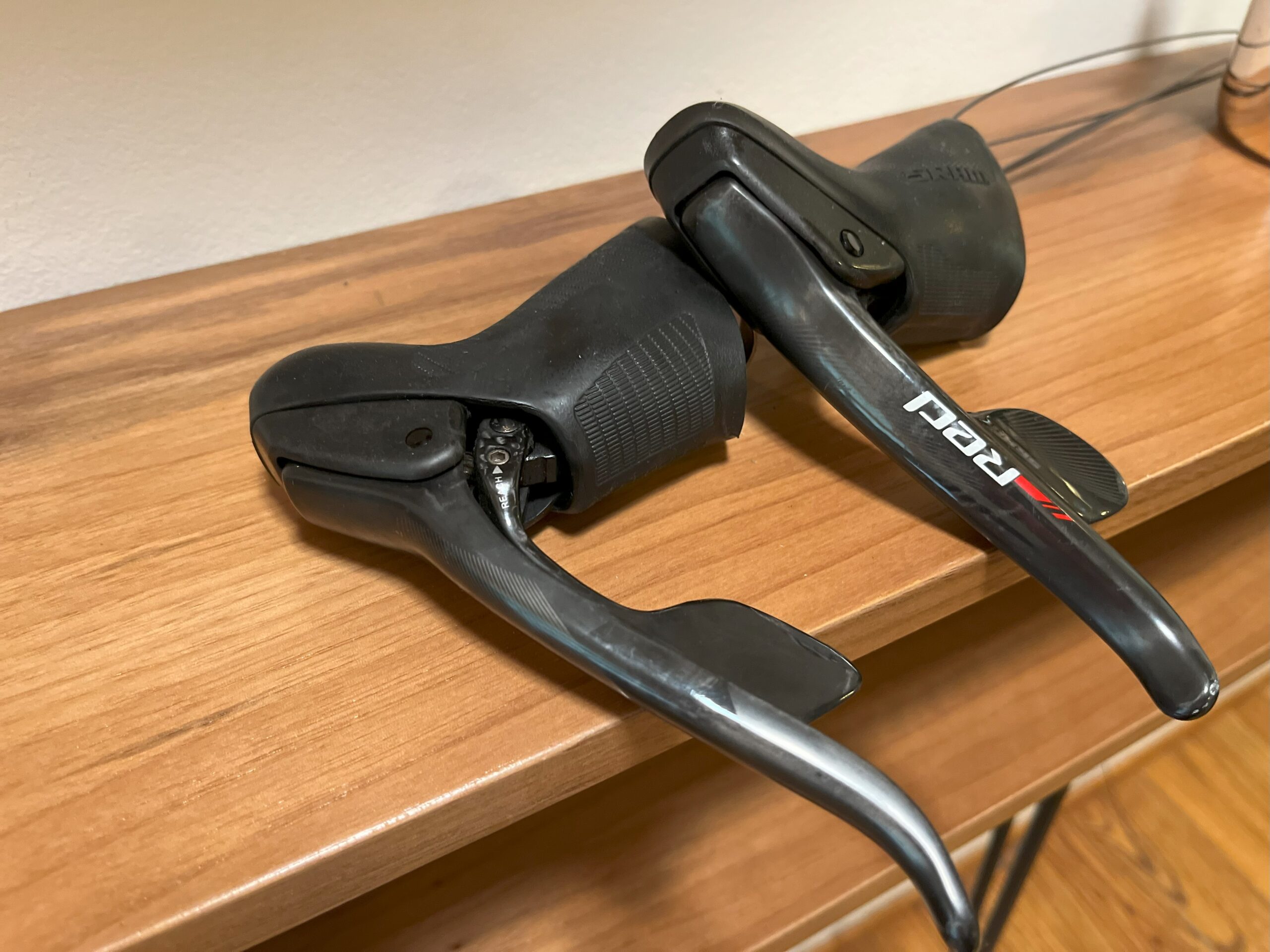 SRAM Red 22 shifters - desirable C2 version