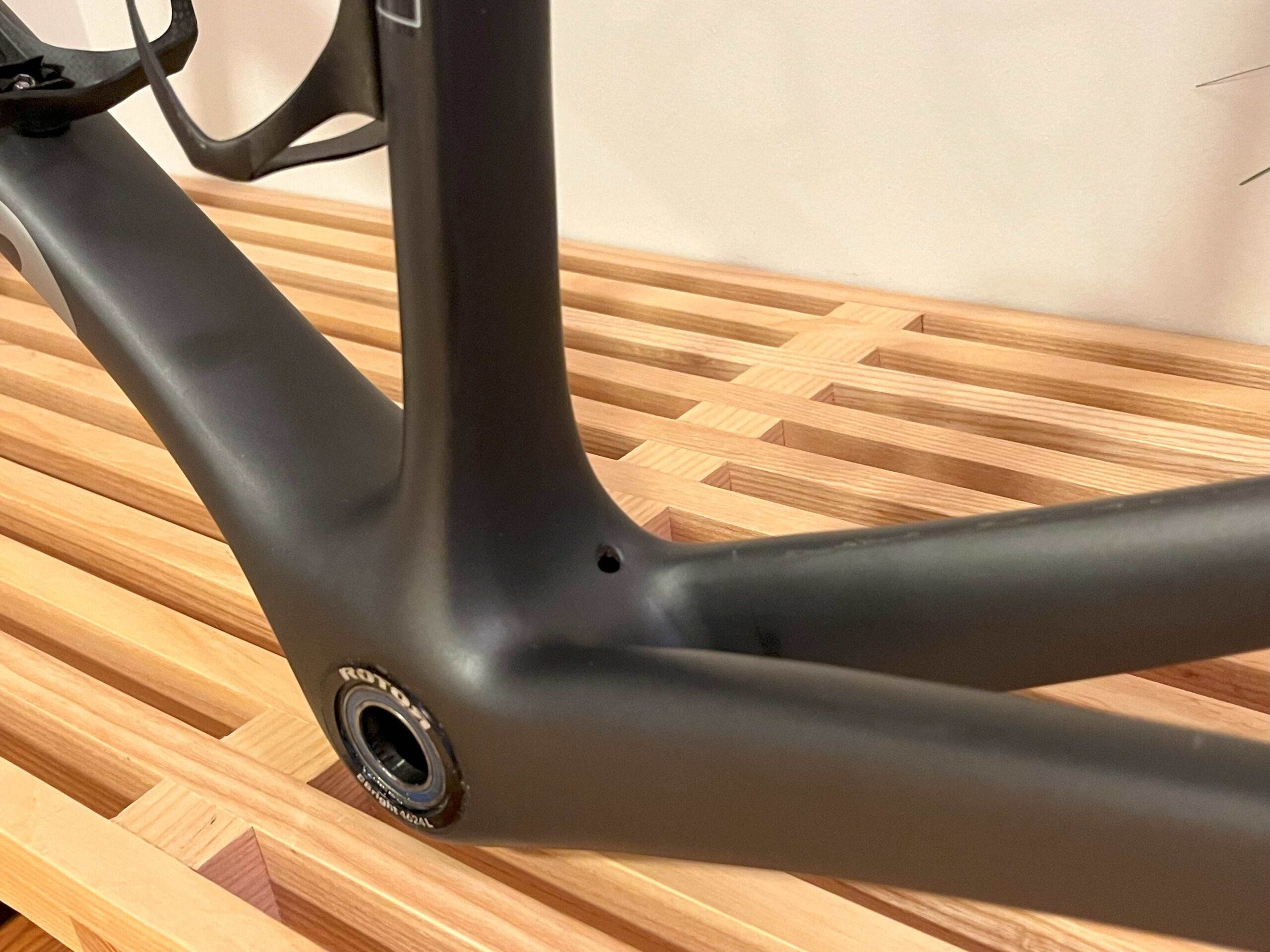 Cervelo R5 road frameset – near mint!