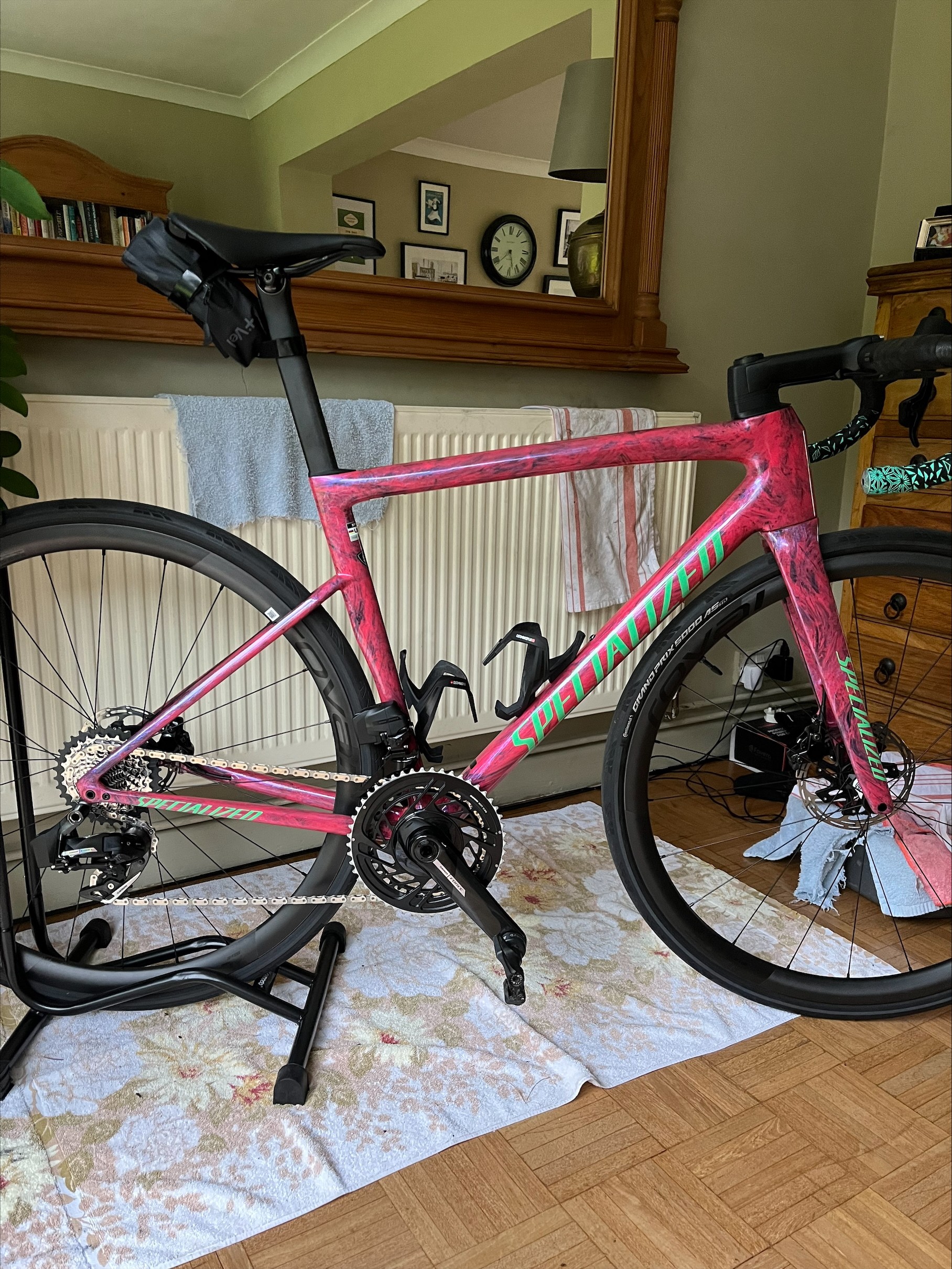 Specialized SL8 Pro 2024, SRAM Force Groupset, Roval Alpinist Wheelset, GP5000 tires.