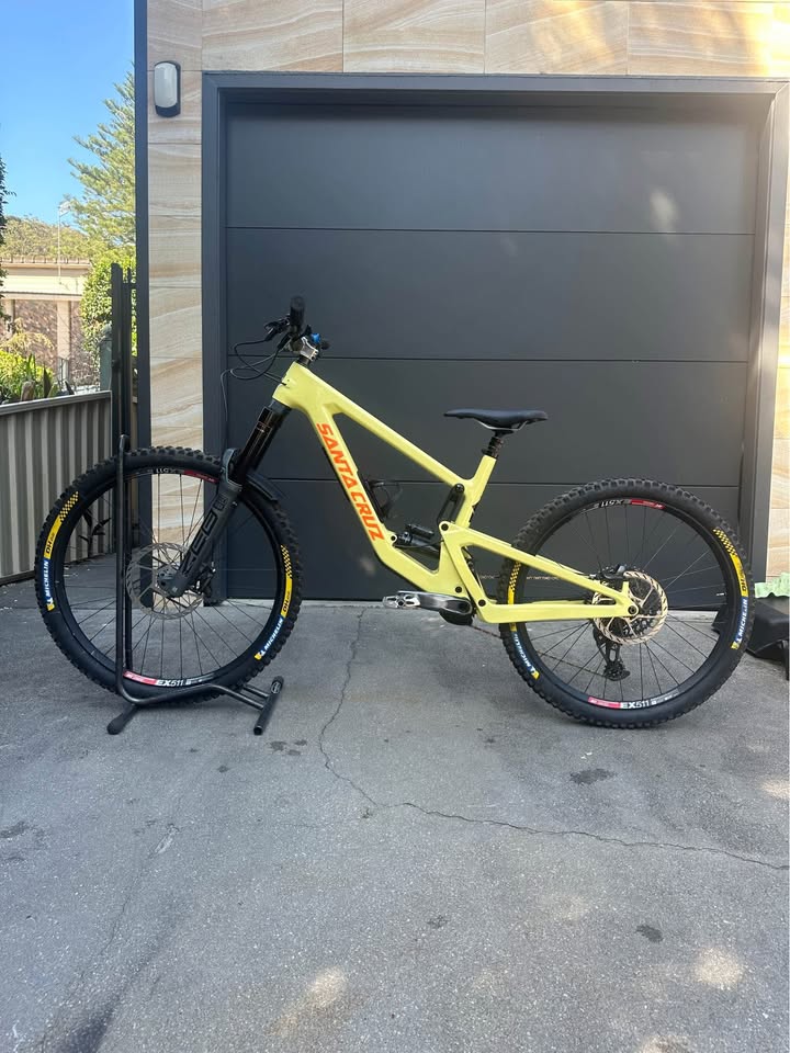 2024 Santa Cruz nomad 6