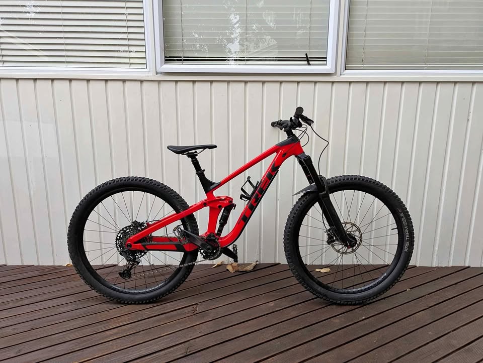 Trek Slash 7