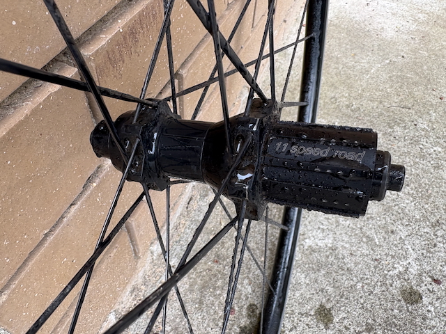 DT Swiss P1800 tubeless rim brake wheelset (free)
