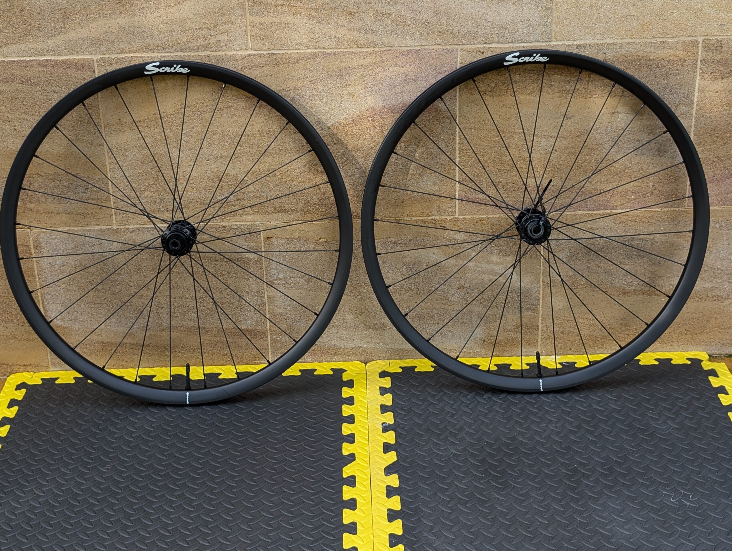 Scribe Gravel Wide++ 650b CD wheels - Lightly used