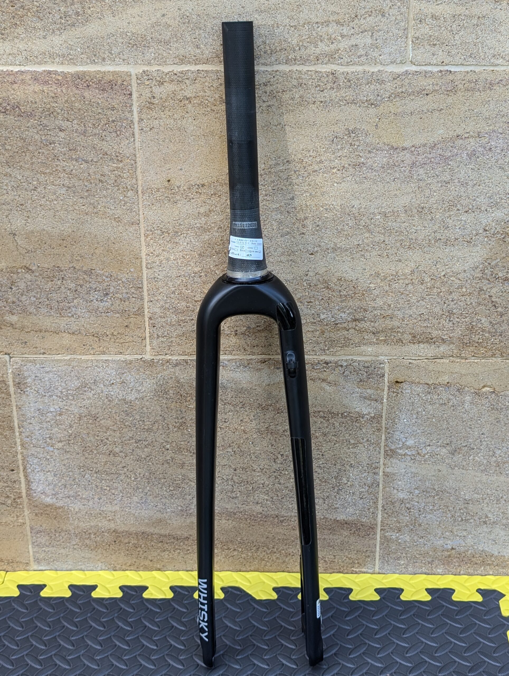 Whisky CX1 CX/Gravel form 15mm Thru axle 235mm steerer