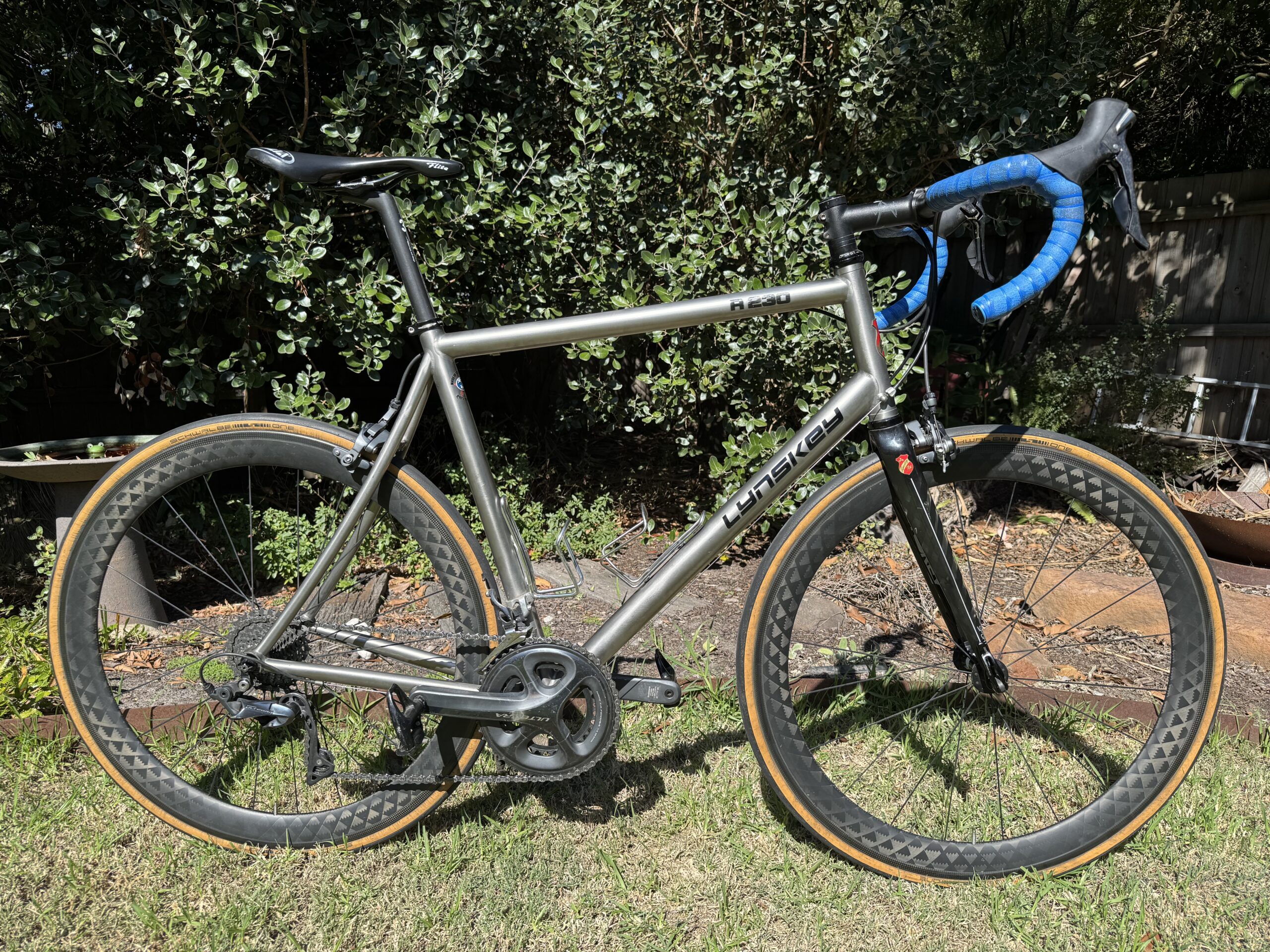 Lynskey R230 road bike, titanium frame, carbon wheels, bars, seatpost