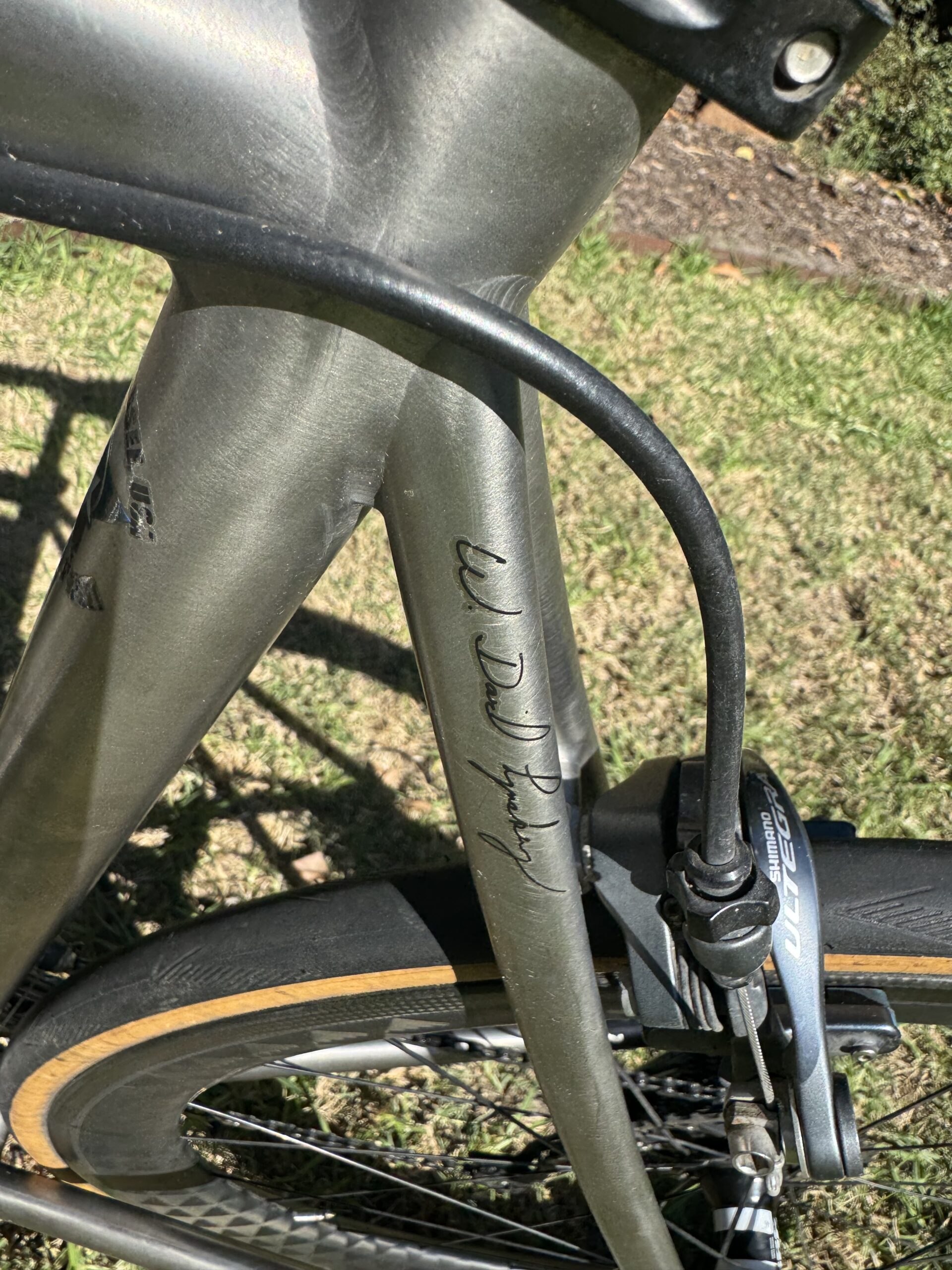 Lynskey R230 road bike, titanium frame, carbon wheels, bars, seatpost