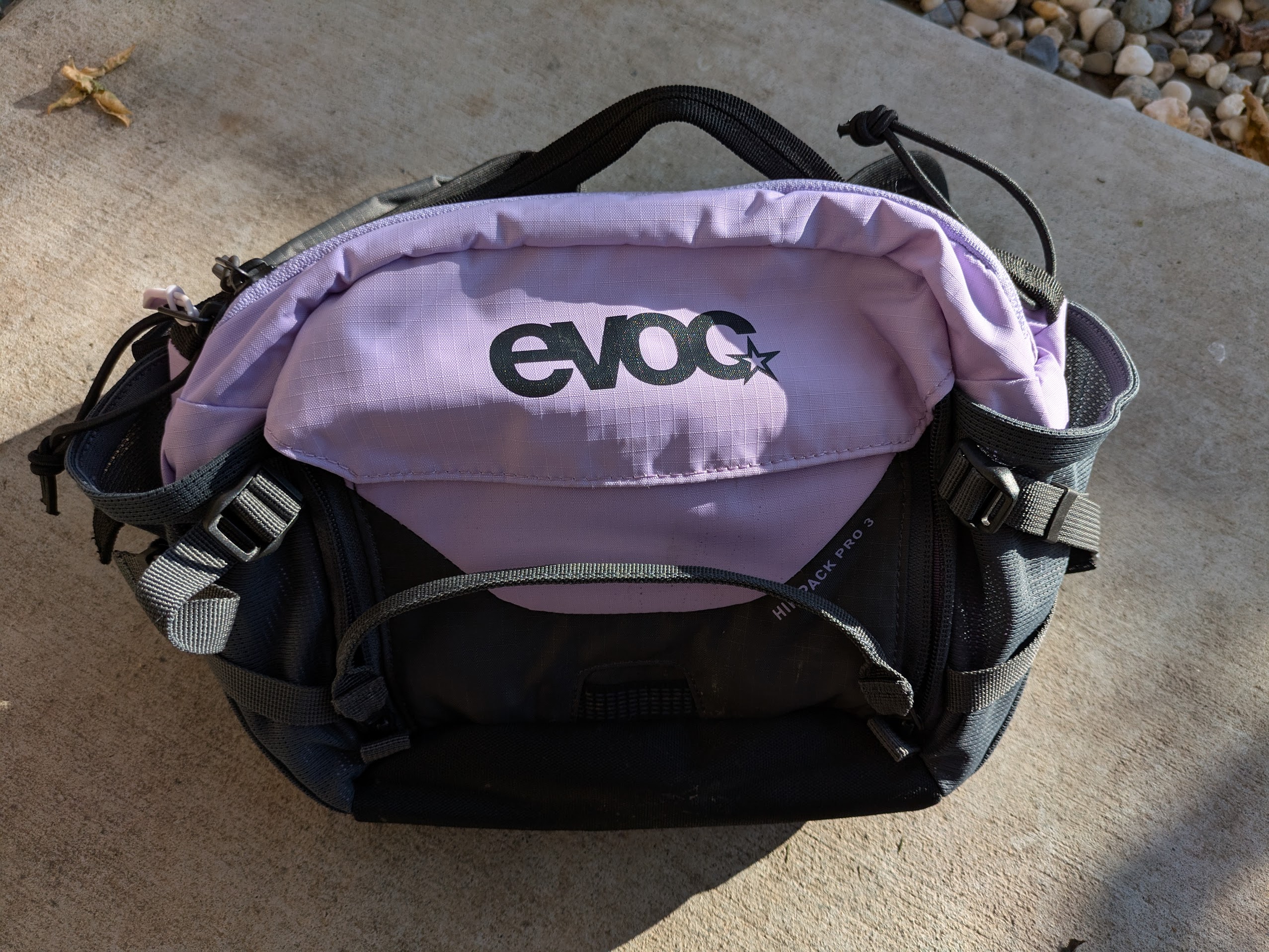 EVOC, Hip Pack Pro + 1.5L Bladder, Hydration Bag, Volume: 3L Purple / Lavender color