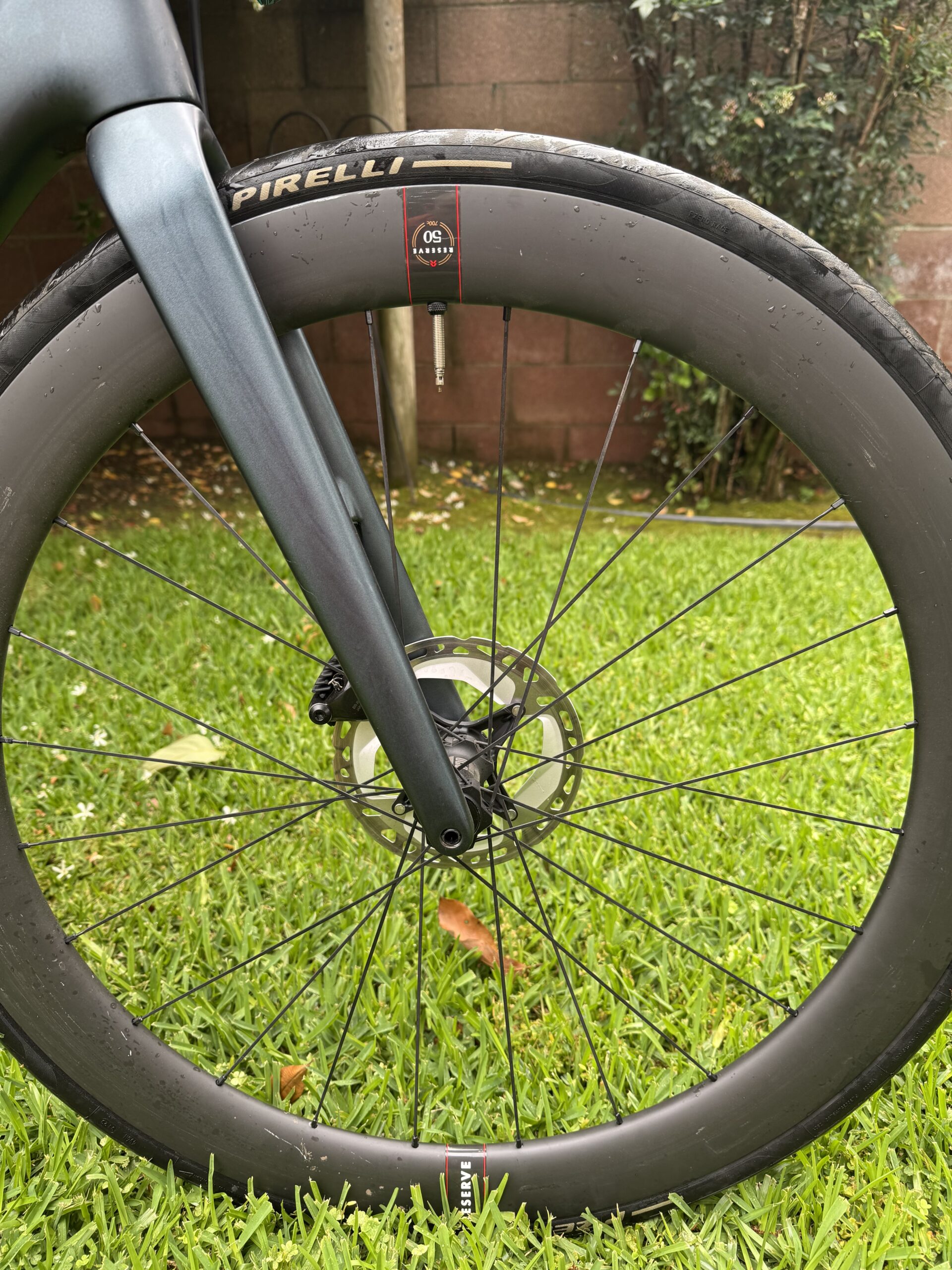 2021 specialized roubaix - 105 di2 - reserve 50|50 carbon wheels