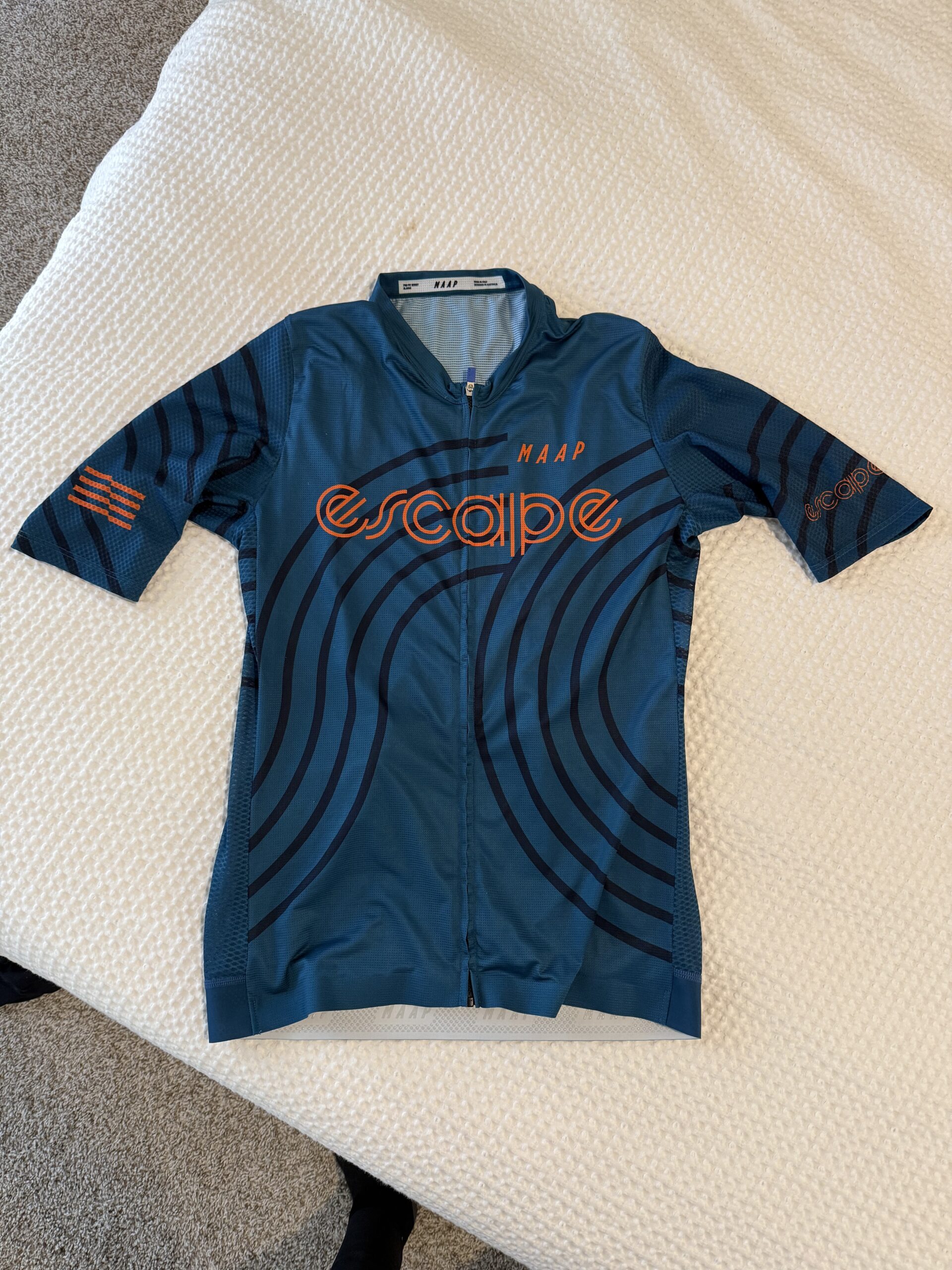 Maap escape collective jersey