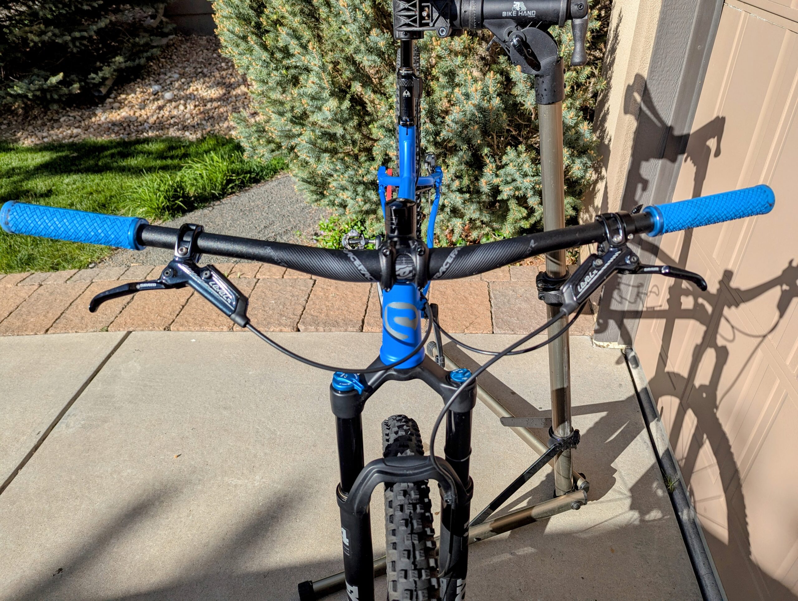 Spot Rocker Belt-Drive Singlespeed Steel Frame Mountain Bike - Large - $1,500