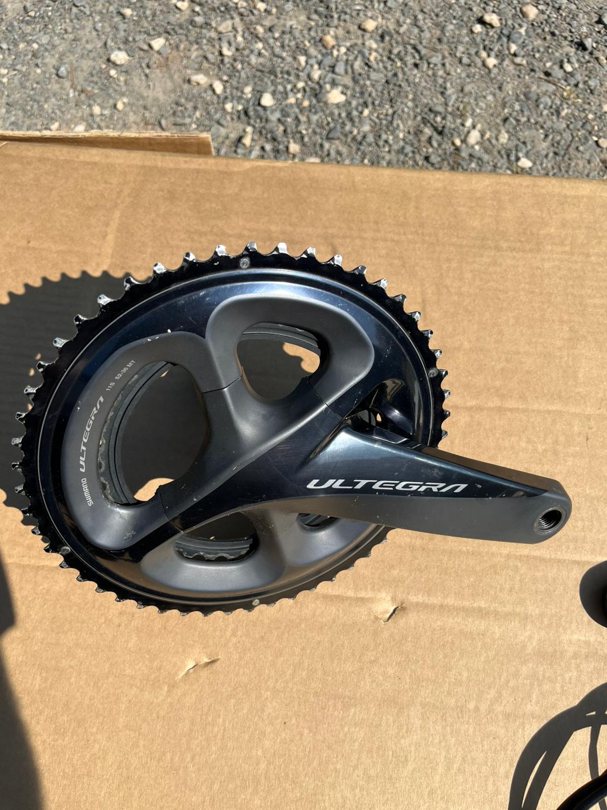 Ultegra R8020 - 11sp hydraulic disc, mechanical gears. 172.5mm cranks
