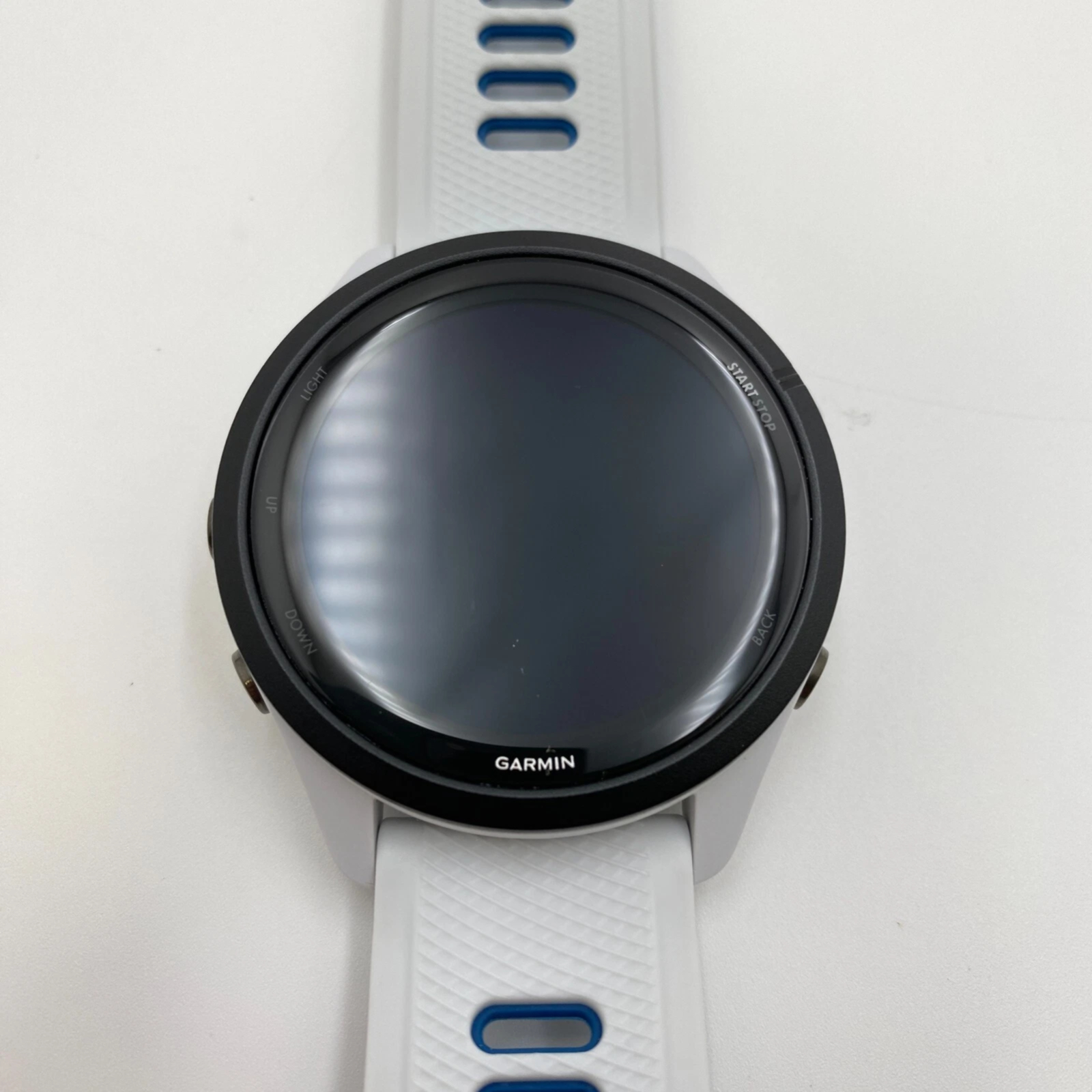 Garmin Forerunner 265 - GPS AMOLED Running Smartwatch -WHITE