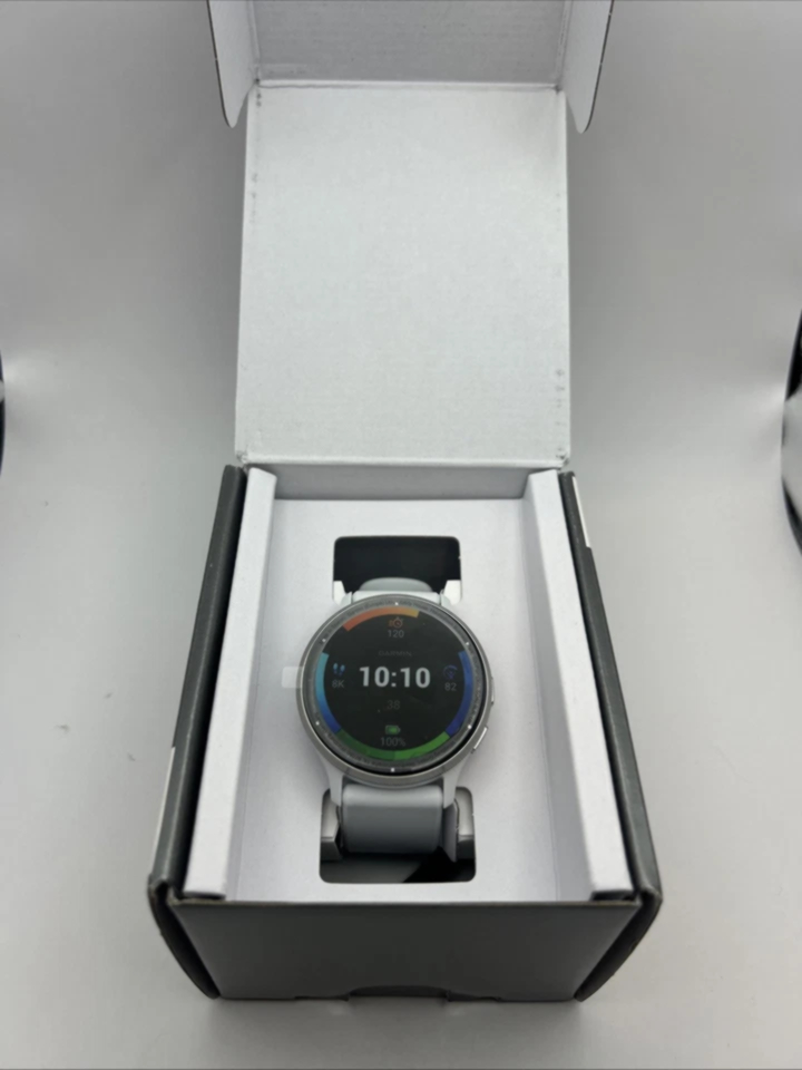 Garmin Venu 3 -WHITE-Health and Fitness Smartwatch -NEW(Opened Box)