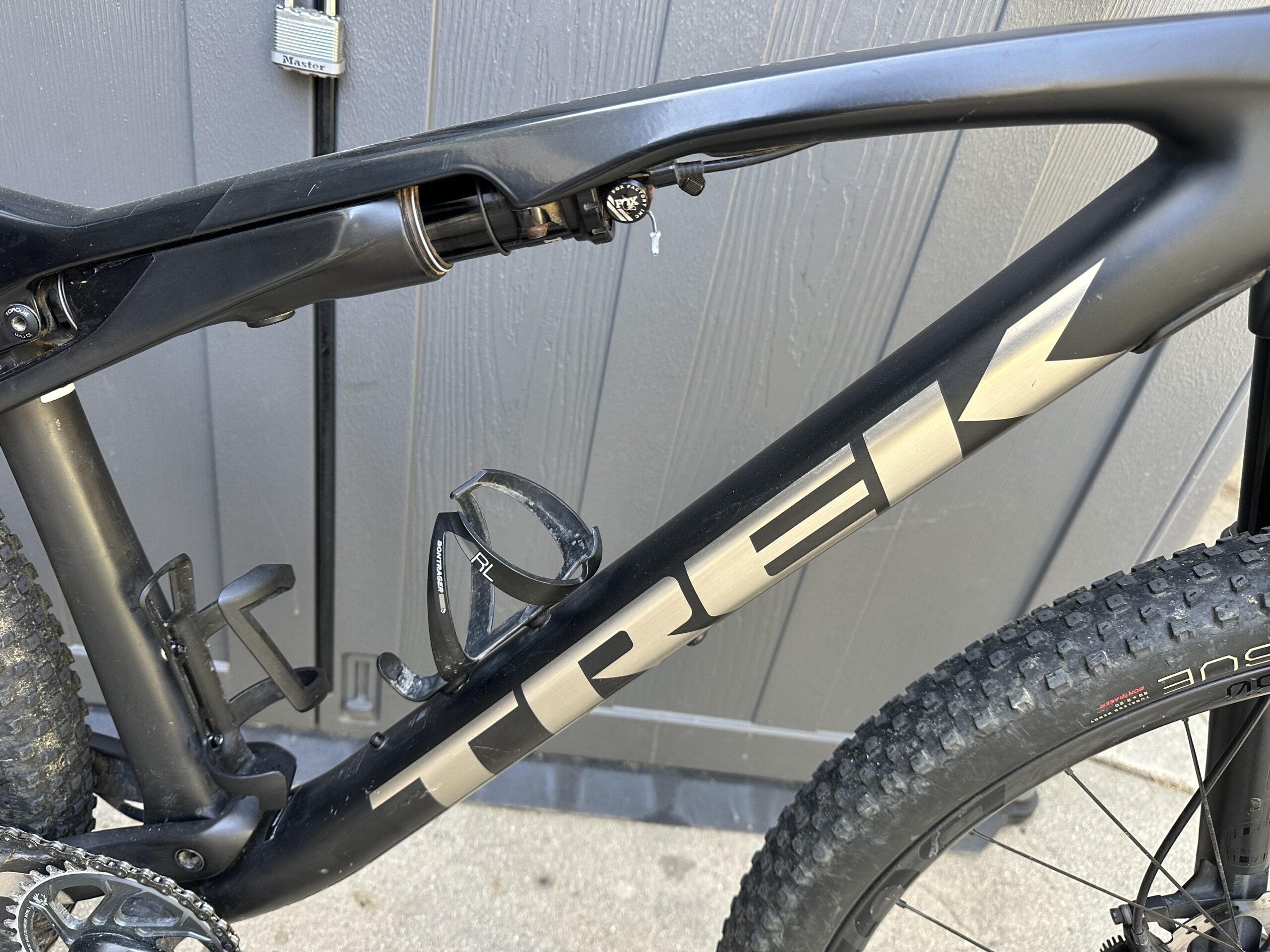 Large 2021 Supercaliber 9.8 GX AXS Gen 1