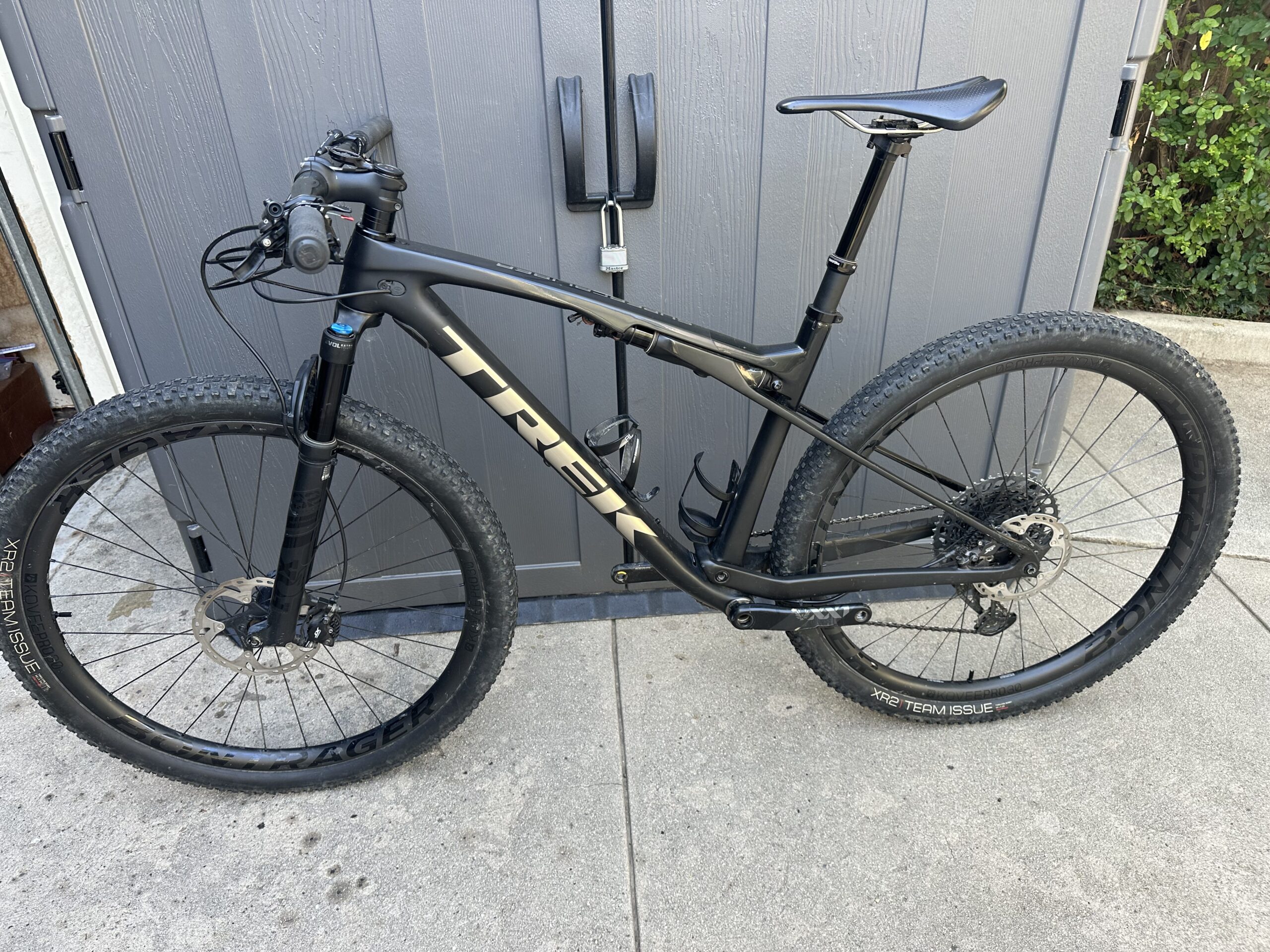 Large 2021 Supercaliber 9.8 GX AXS Gen 1