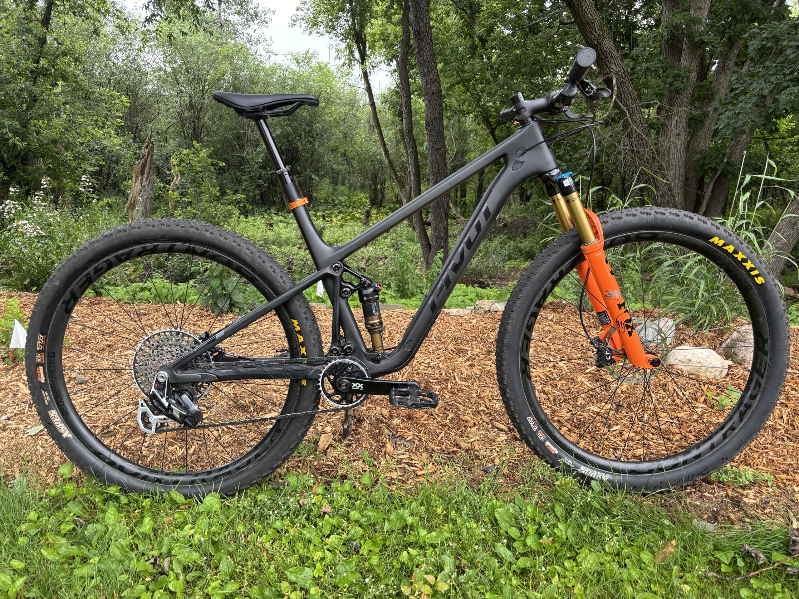 Pivot Mach 4 SL (large)