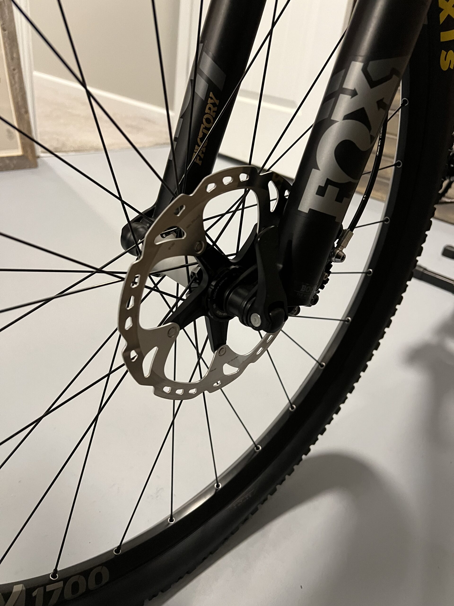 Ellsworth Epiphany: 2019, Medium, Carbon fiber, XT 1x 11