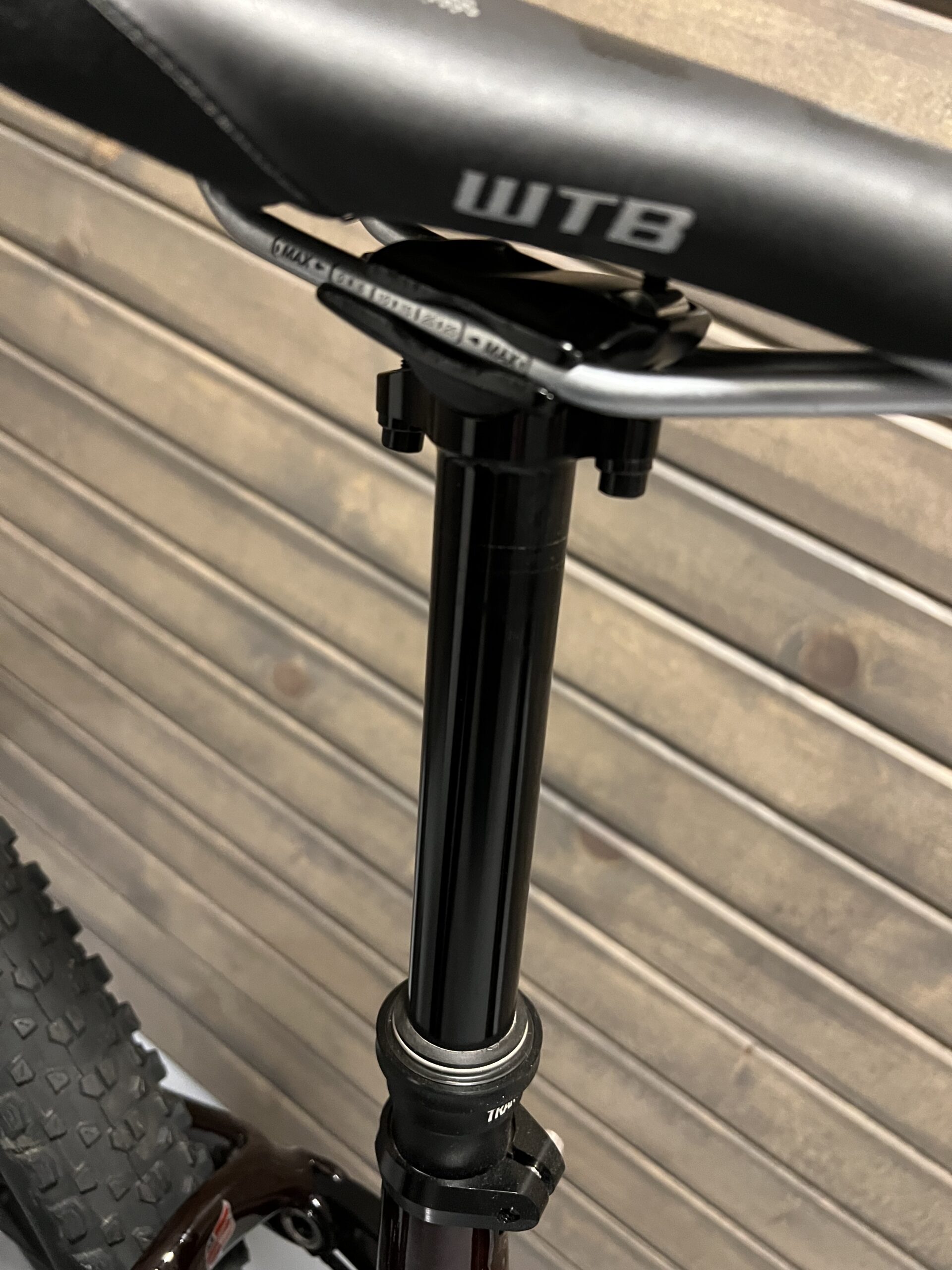 Ellsworth Epiphany: 2019, Medium, Carbon fiber, XT 1x 11