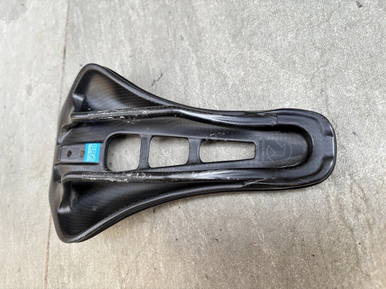 Shimano Pro Stealth superlight 142mm carbon road biike saddle