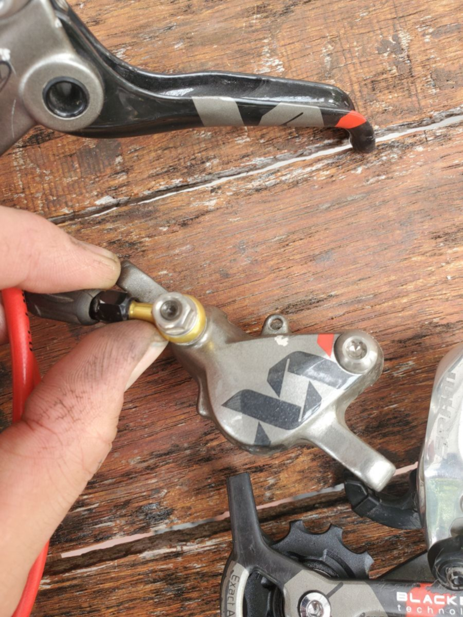 Sram XX 10 Speed ShifterRear Derailleur and Disc Brakes