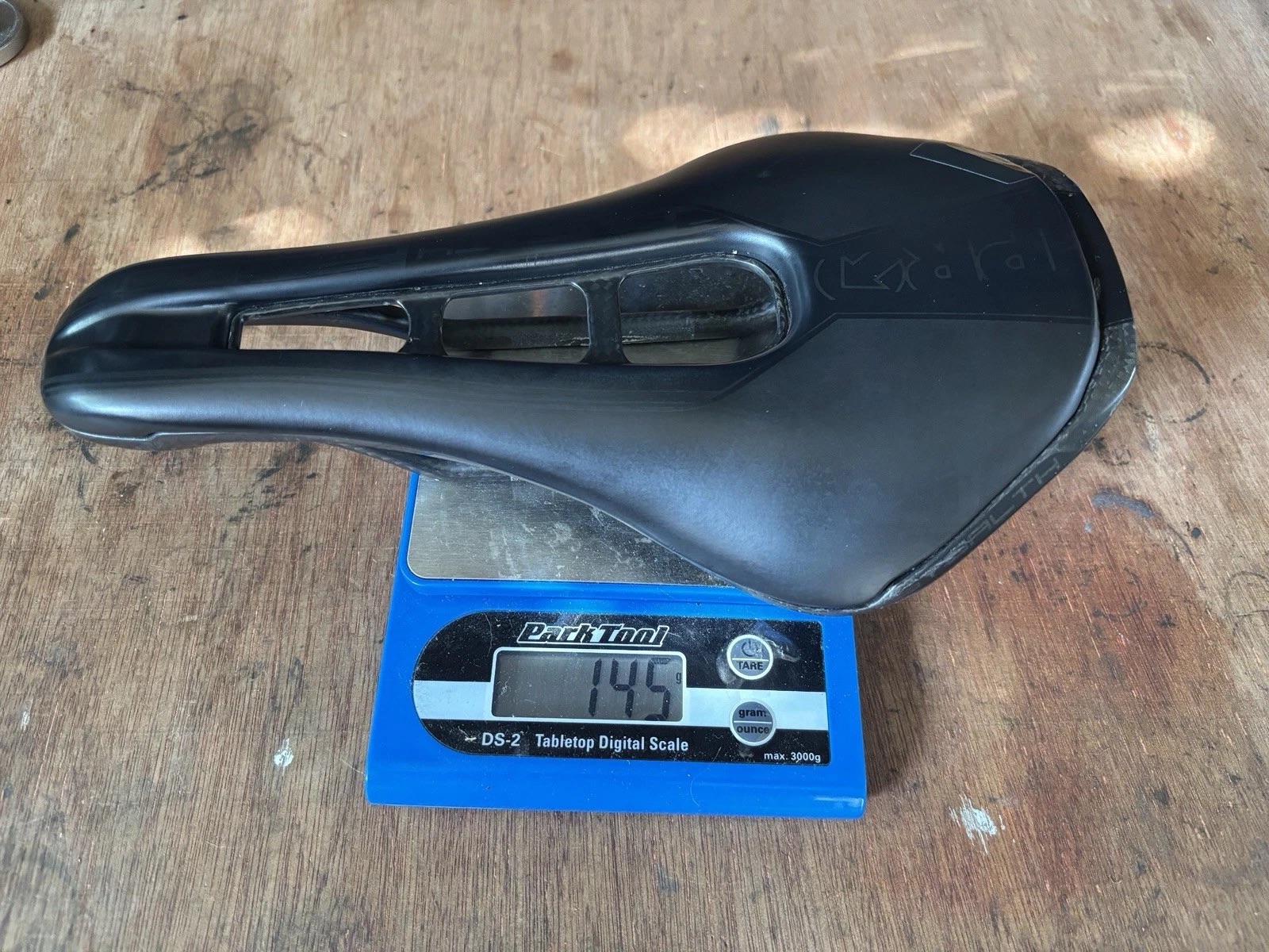 Shimano Pro Stealth superlight 142mm carbon road biike saddle