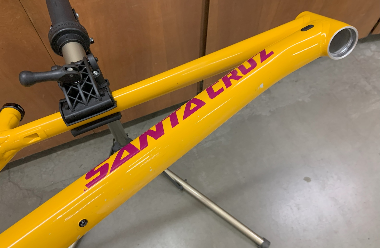 2022 Santa Cruz Chameleon Frame, Large, MX and 29er
