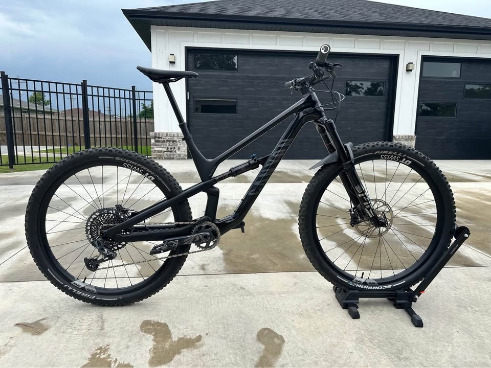 2022 Canyon Spectral CF 9, Euro Version, Size L