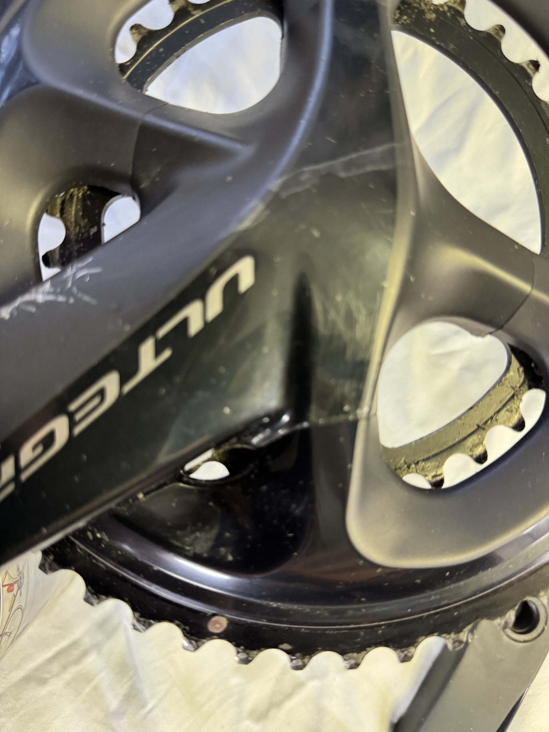 Used Ultegra 11 Speed 52/36 175mm Crankset with Near New 52 Tooth Chainring