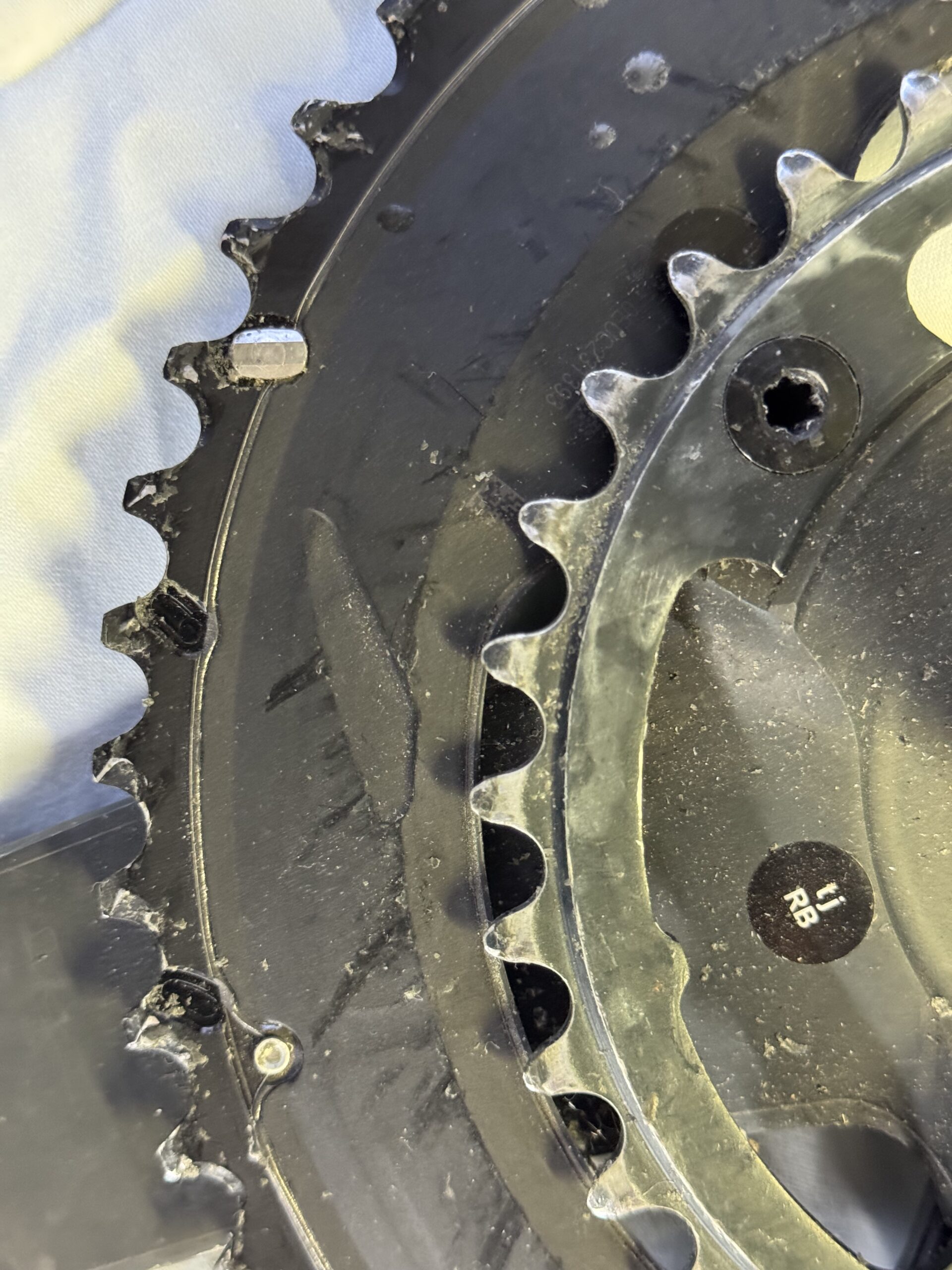 Used Ultegra 11 Speed 52/36 175mm Crankset with Near New 52 Tooth Chainring