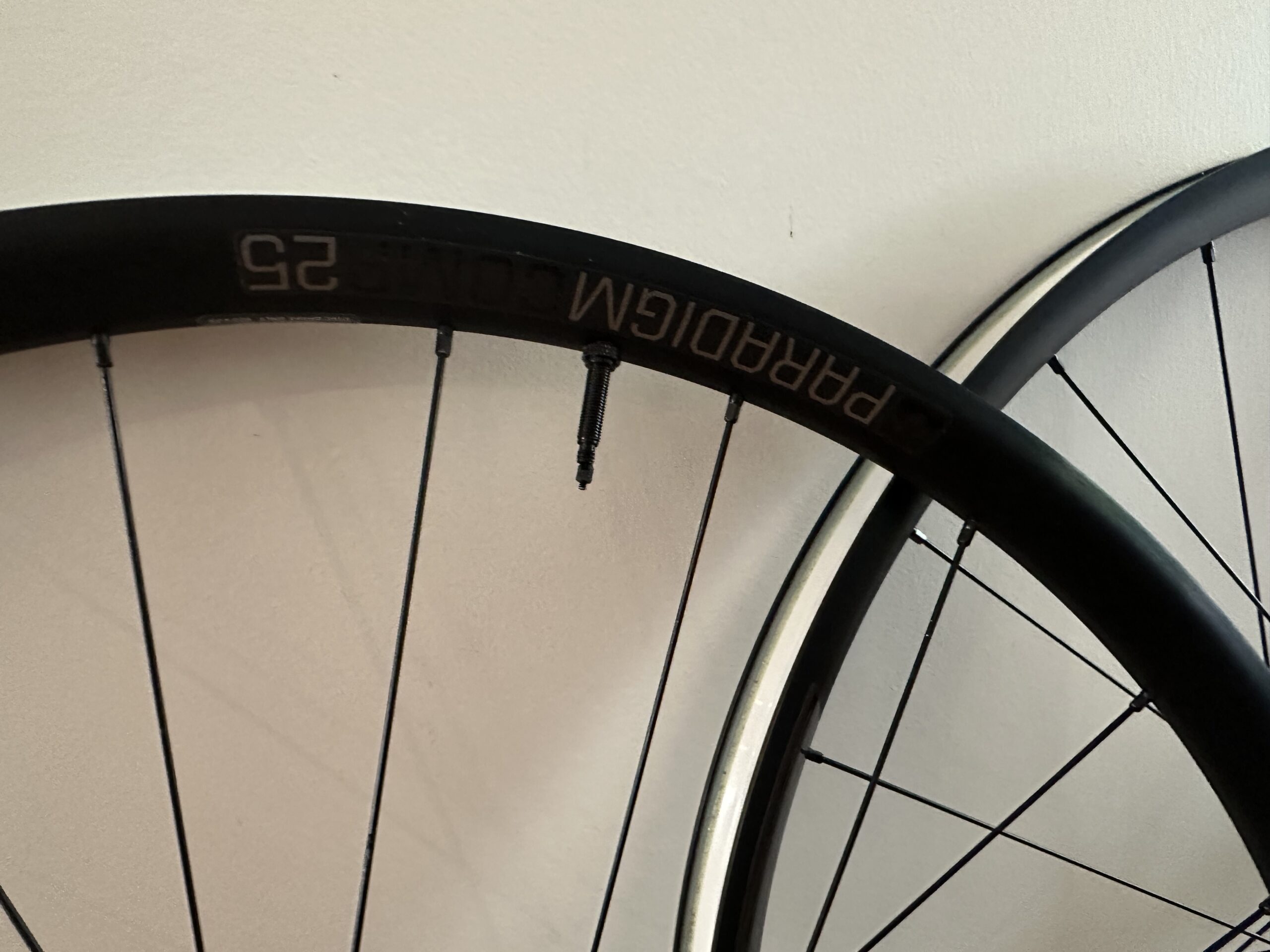 Bontrager Paradigm 25 gravel wheelset