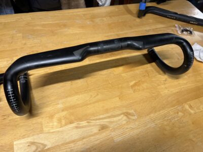 Cervelo HB13 carbon handlebars 44 cm