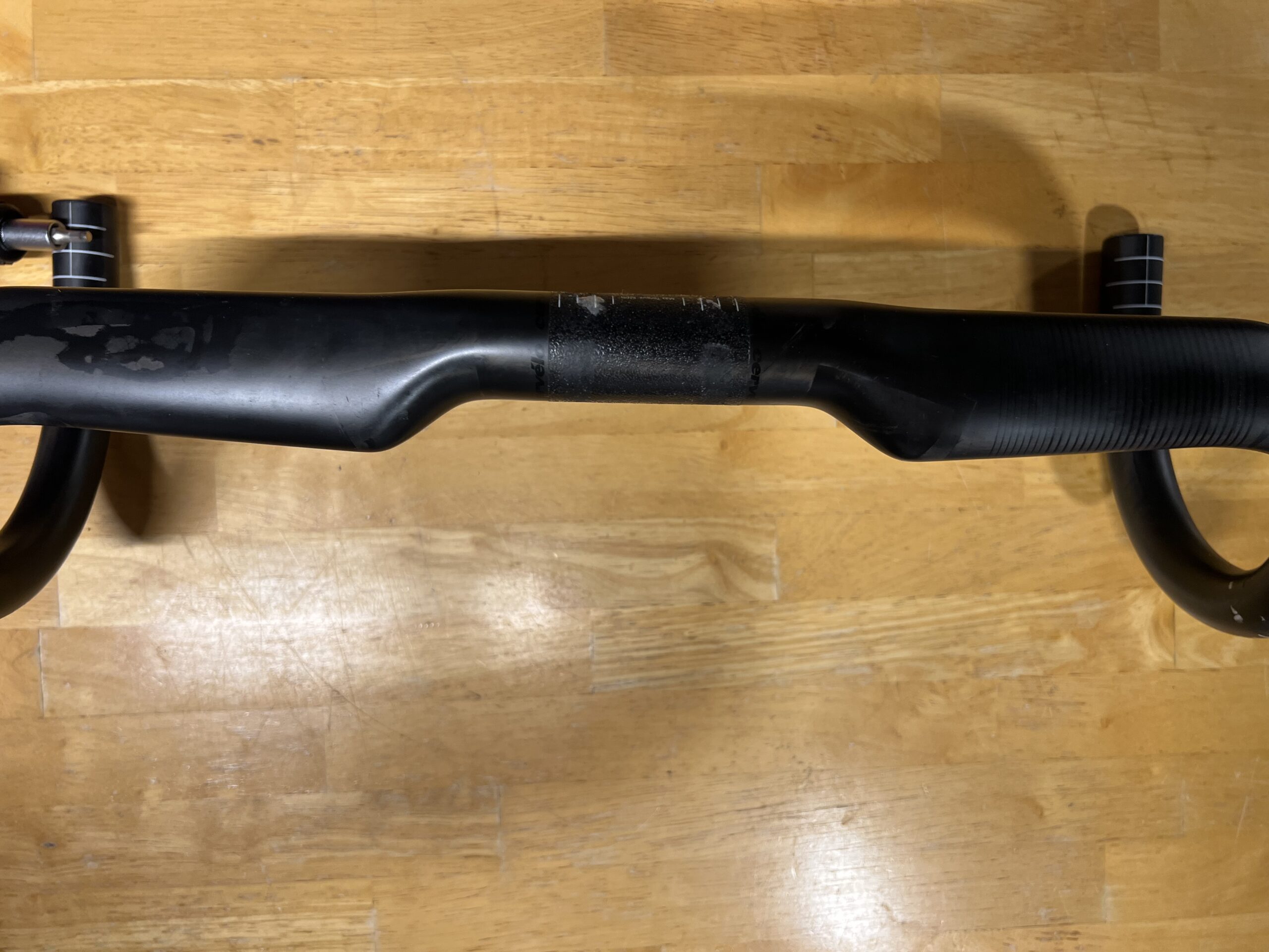 Cervelo HB13 carbon handlebars 44 cm