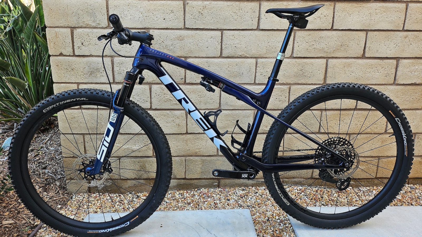 2024 Trek Supercaliber SLR 9.9 Gen 2 XX Flight Attendant