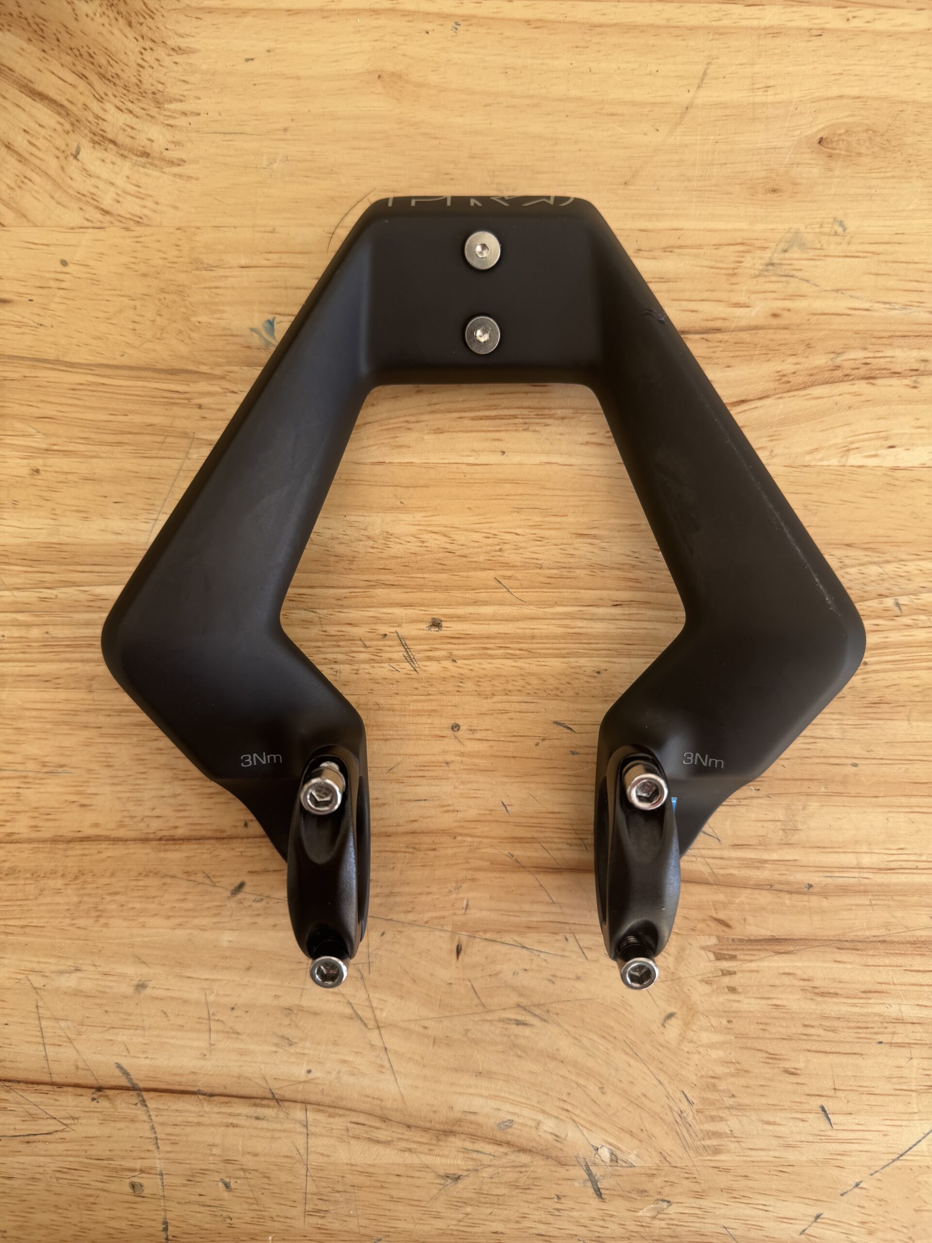 PRO Compact Carbon Clip-On Aero Bar