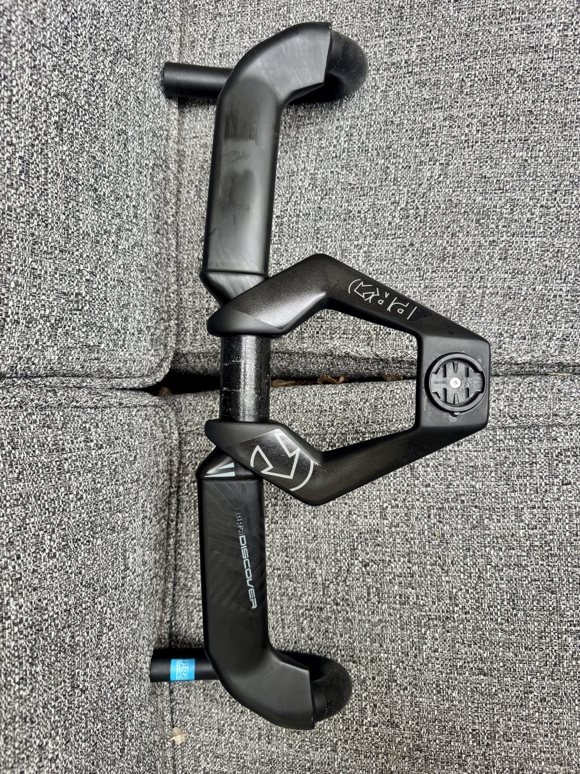 PRO Discover Aero Carbon Gravel Handlebar (42 cm)